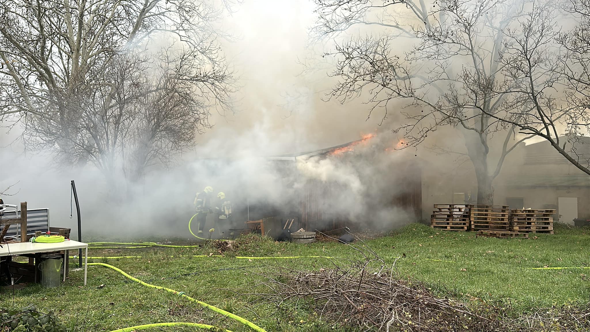 Großbrand in Zwölfaxing